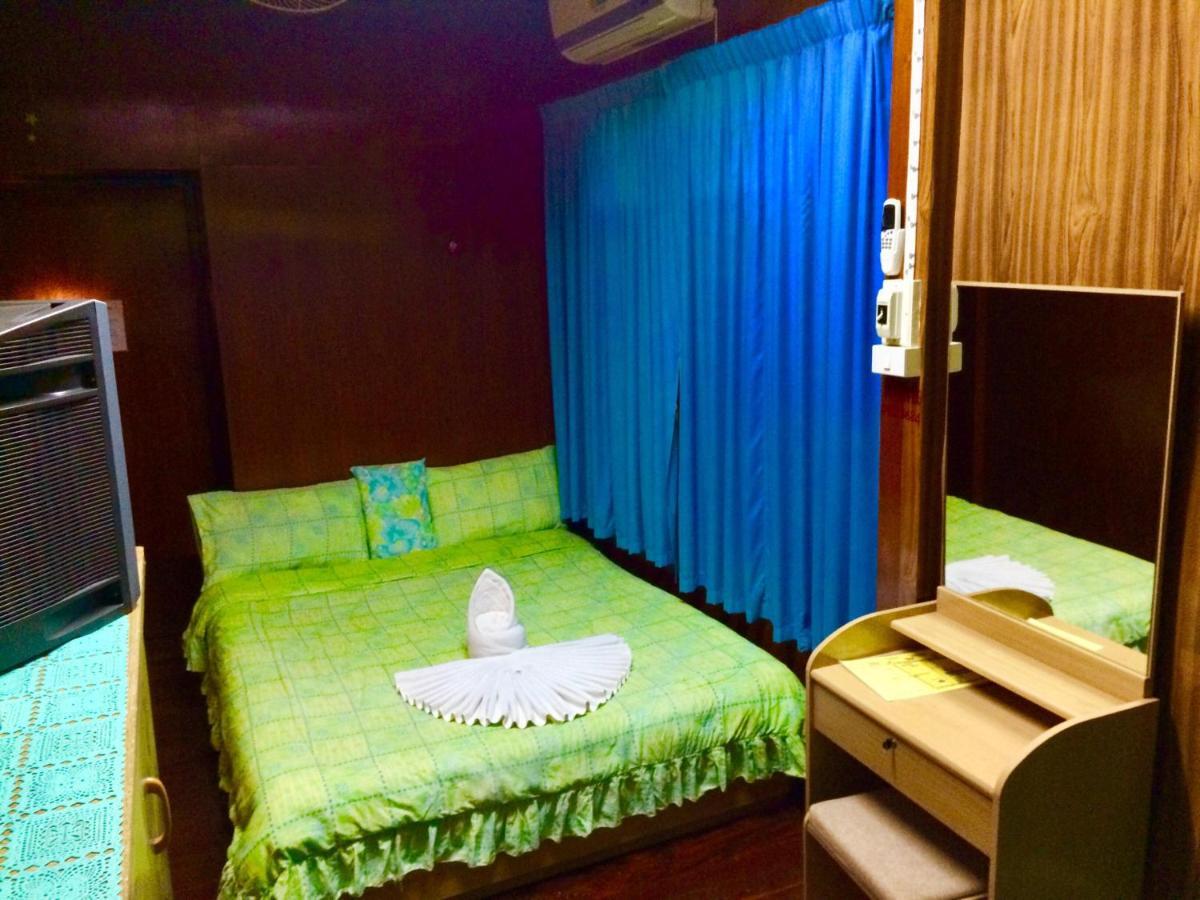 Pee Homestay Lopburi Ban Tha Krayang Buitenkant foto